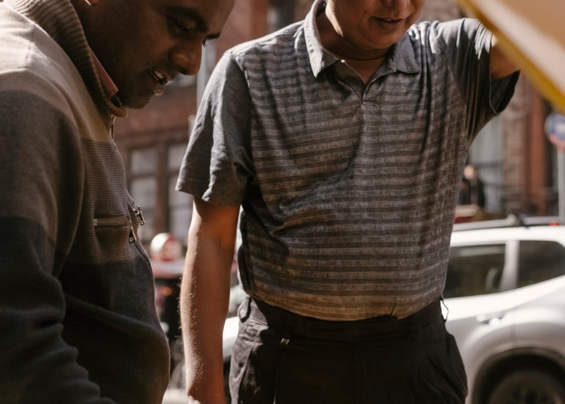 Oto kurtarma hizmeti – çamura saplanan araç kurtarılıyor